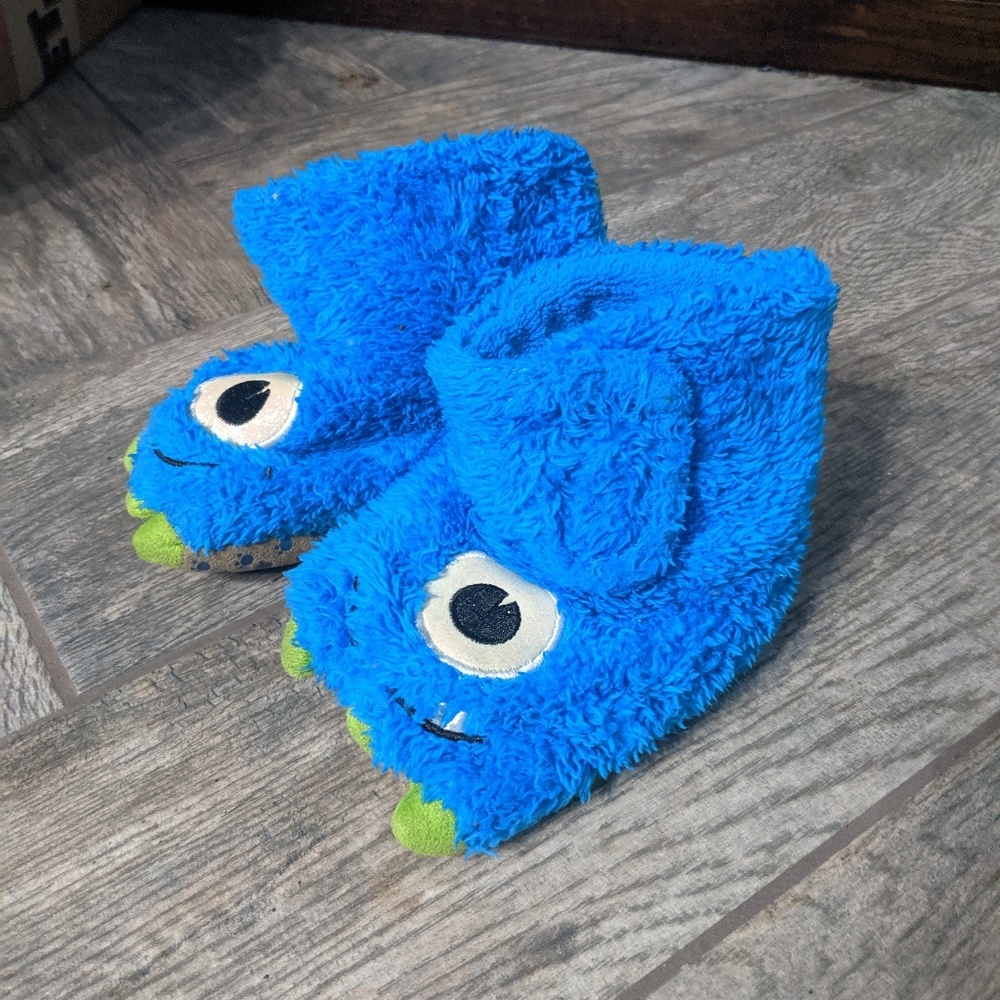 Monster slippers toddler 7-8